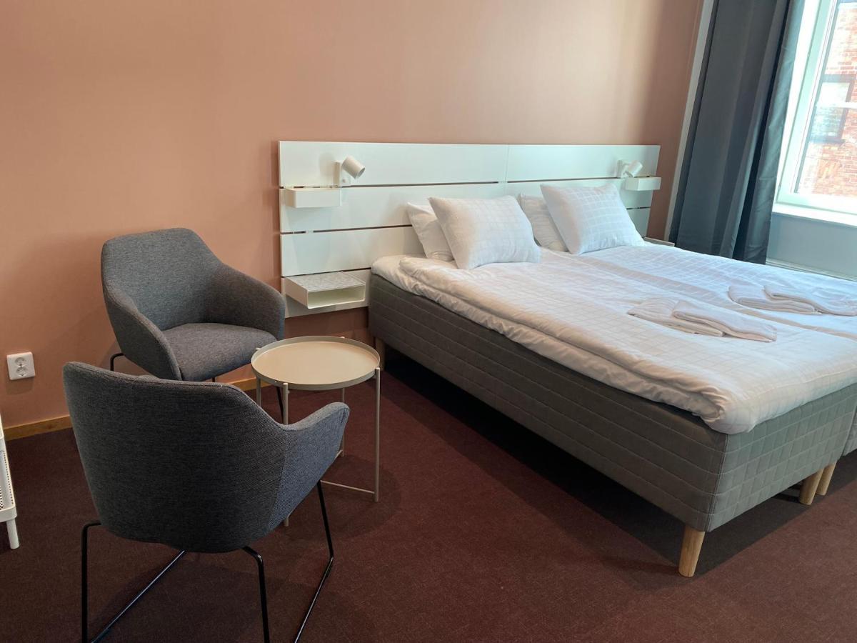 Ahlgrens Hotell Bed & Breakfast 耶夫勒 外观 照片